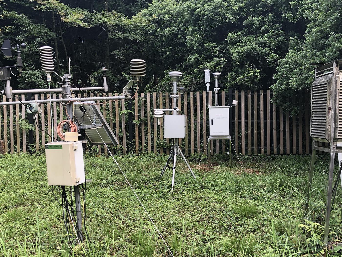 大氣環(huán)境監(jiān)測平臺系統(tǒng)設備廠家 大氣環(huán)境監(jiān)測平臺系統(tǒng)設備廠家